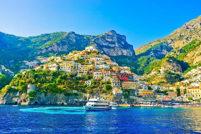 Amalfi Coast Tour - in Italy - romeanditaly.com